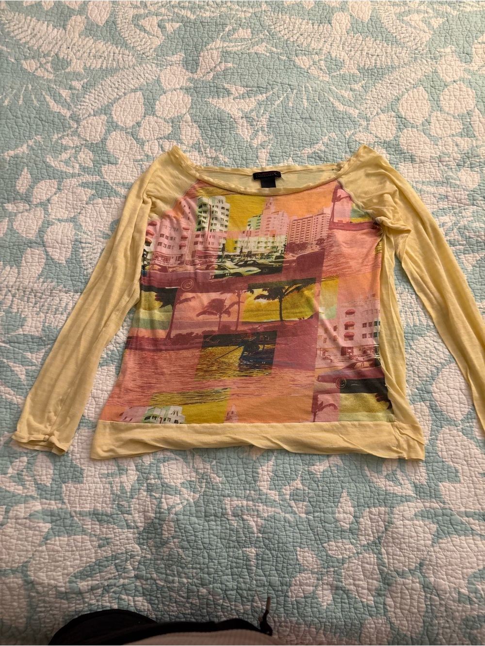Custo Barcelona - Yellow Graphic Long-Sleeve Women’s Top- small